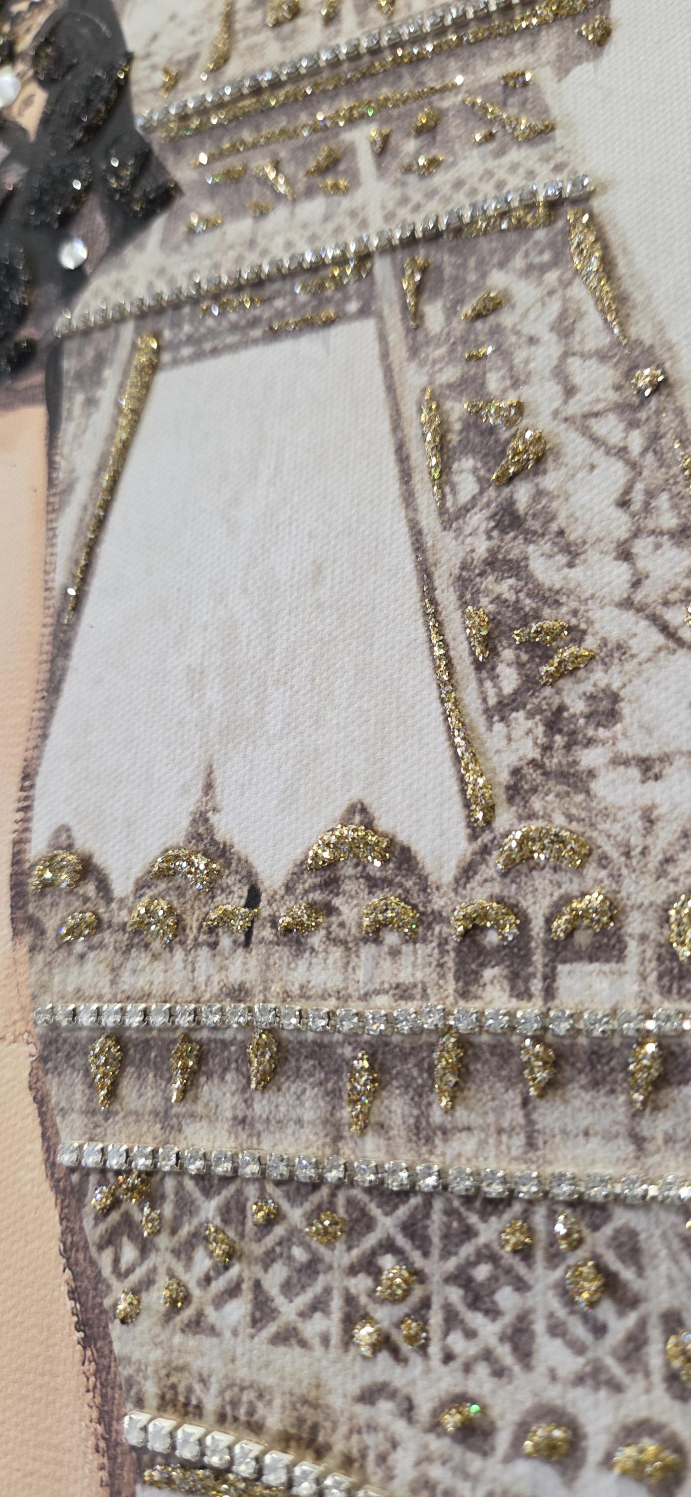 Quadro personalizzabile Donna figurativo Parigi su Tela – Pittura Fatta a Mano con Swarovski e Glitter | Arredo casa/ufficio Classico e Moderno